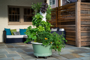 Assembling Tower Garden FLEX